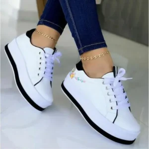 Navrina Women'S Fashion Round Toe Thick Sole Shallow Lace-Up Casual Sneakers